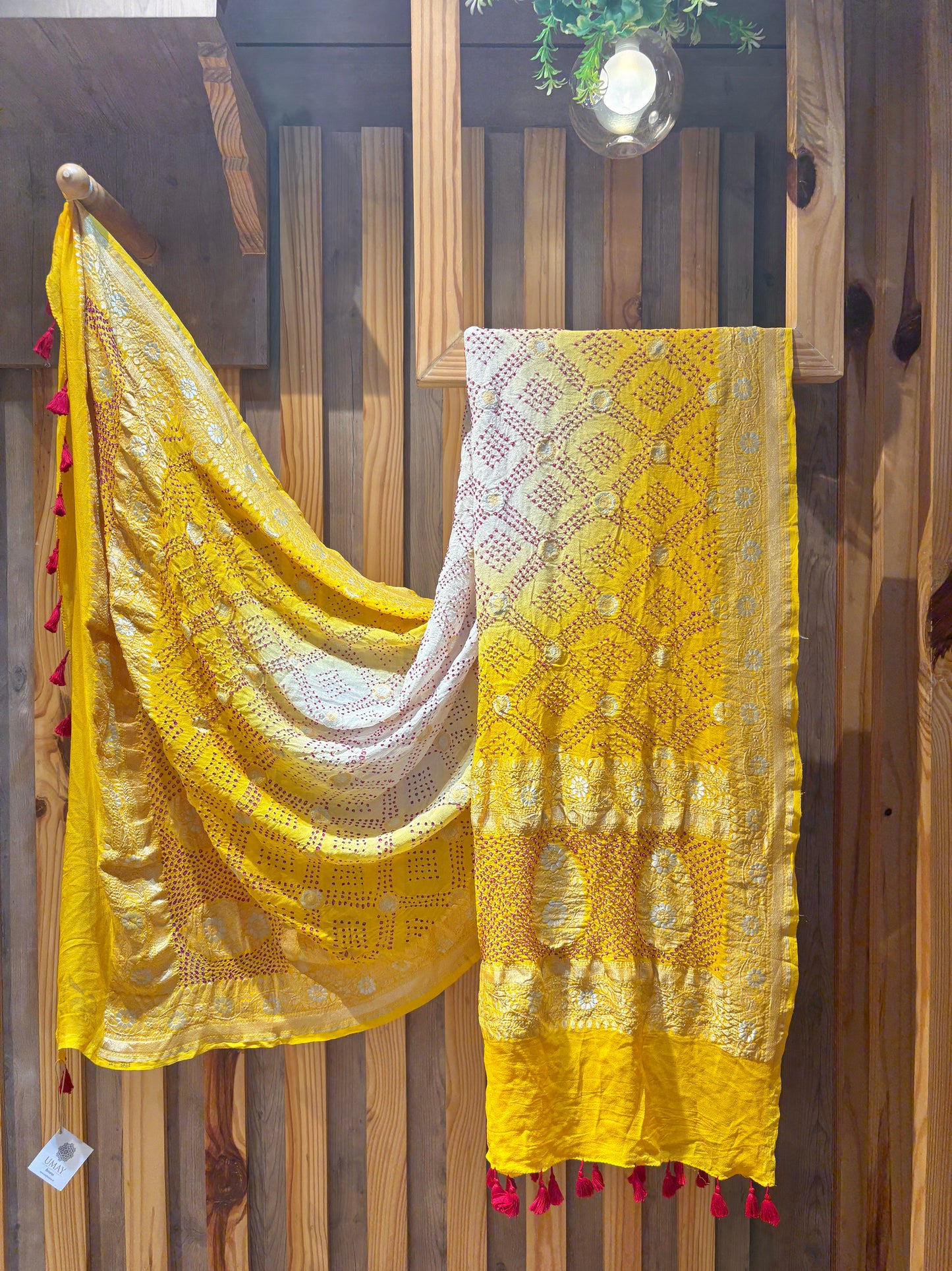 Ombre White-Yellow Sona Rupa Bandhej Dupatta