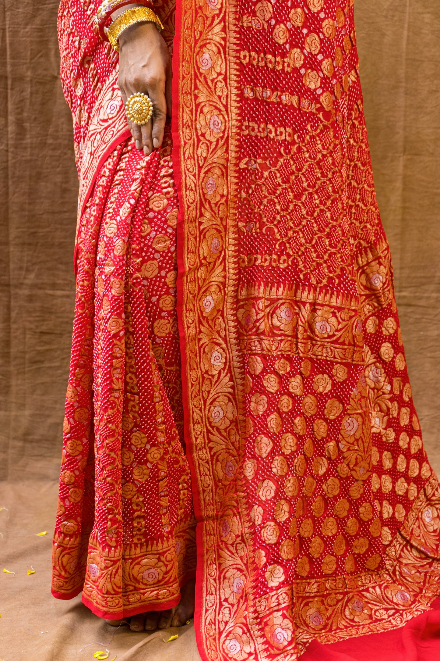 Multi Weaving Red Rai Dana Sona Rupa Bandhej Saree