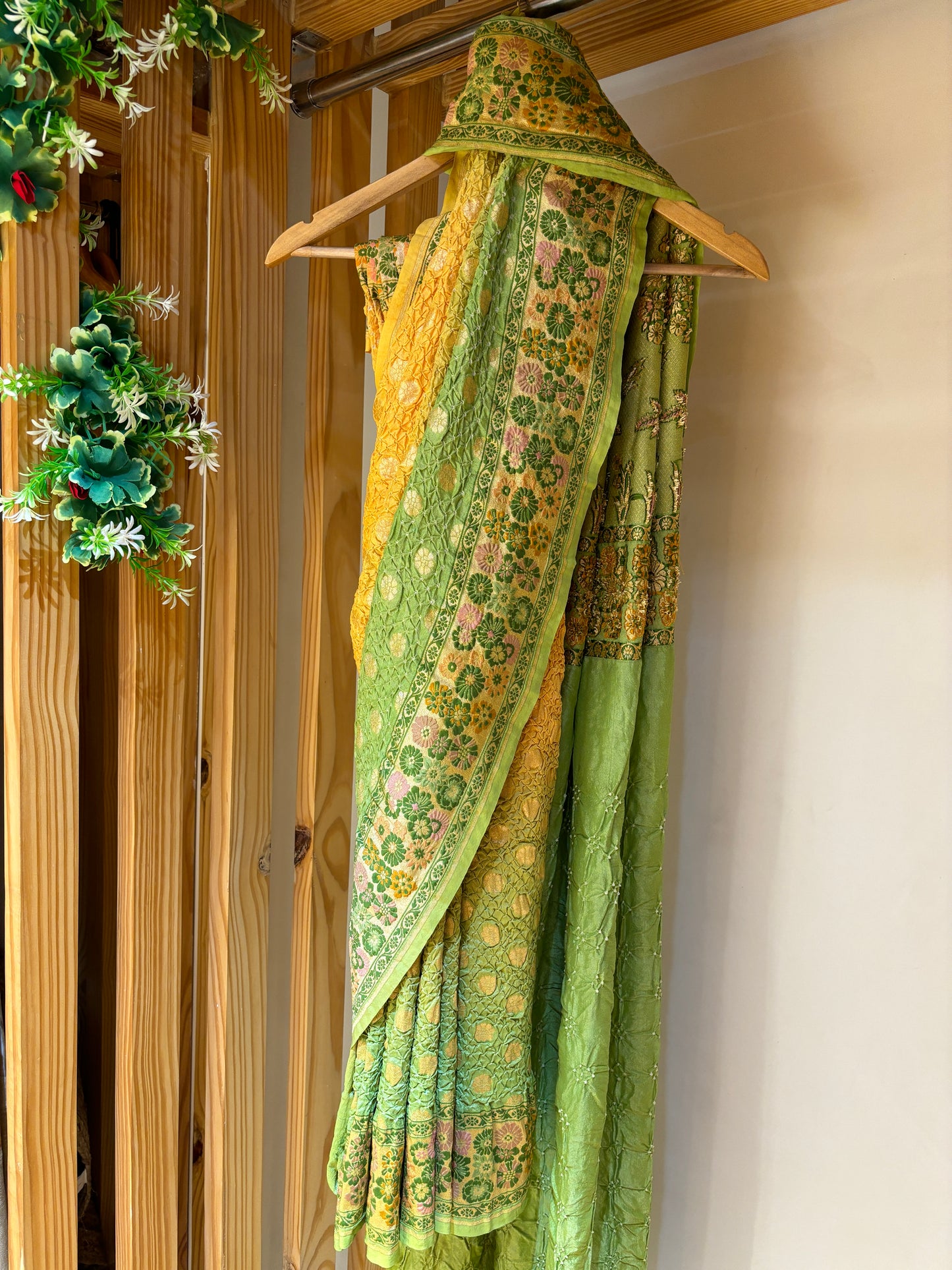 Tusser Paithani Rai Dana Bandhej (Green - Yellow) Saree