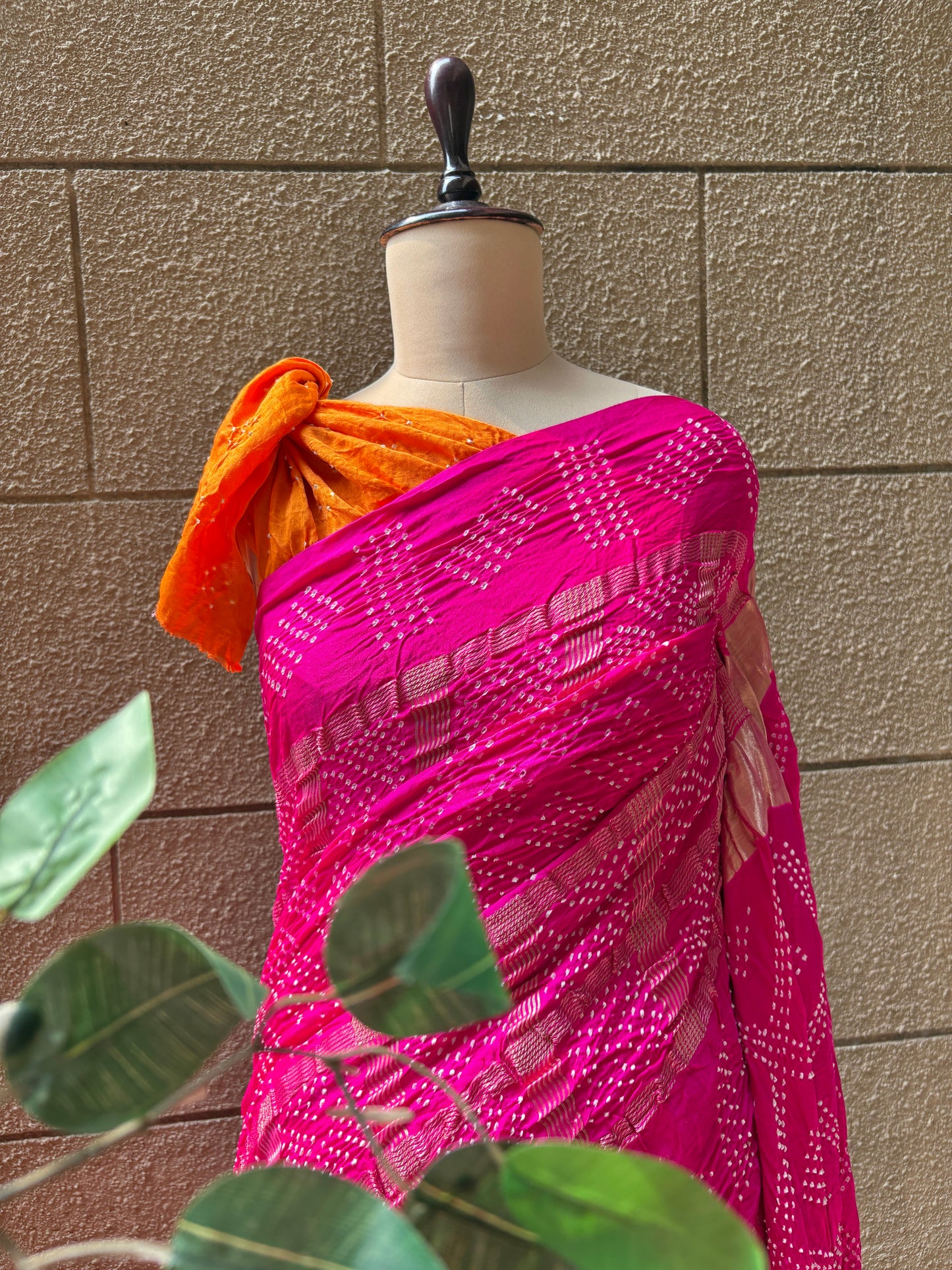 Gajji Rai Dana Ombre Pink-Red-Orange Bandhej Saree