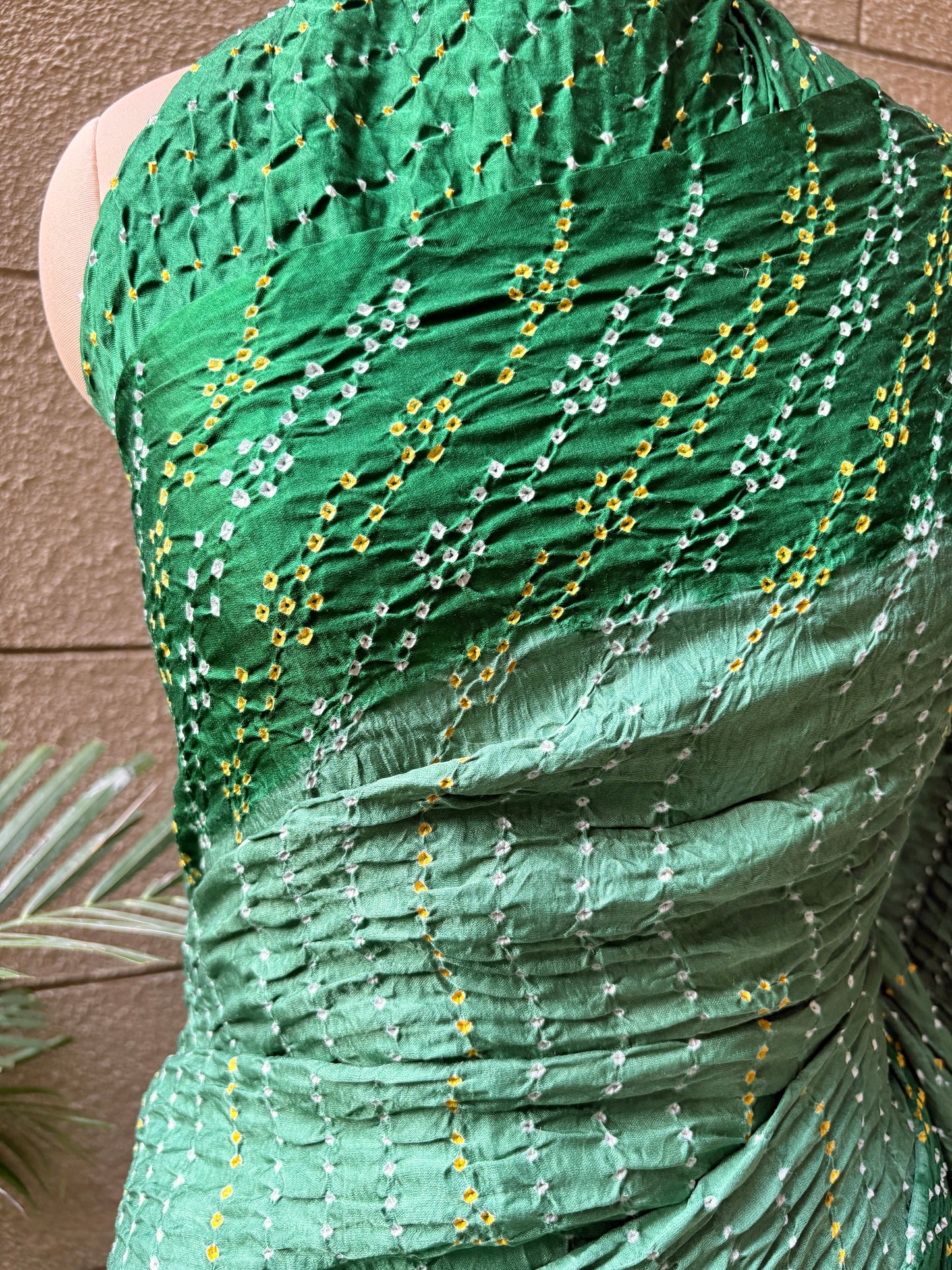 Gajji Ombre Green Rai Dana Bandhej Saree