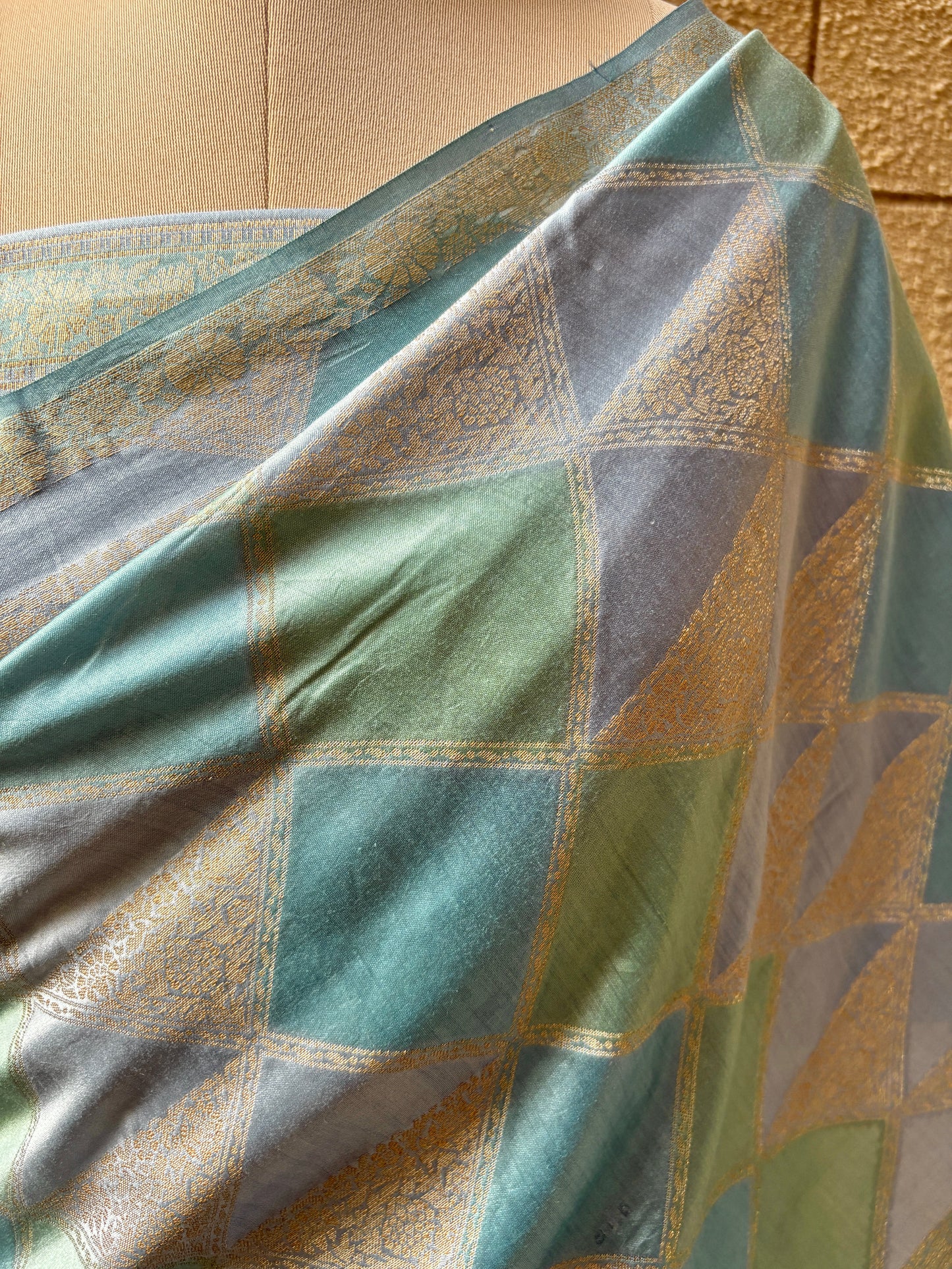 Shades of Blue Chiniya Silk Saree