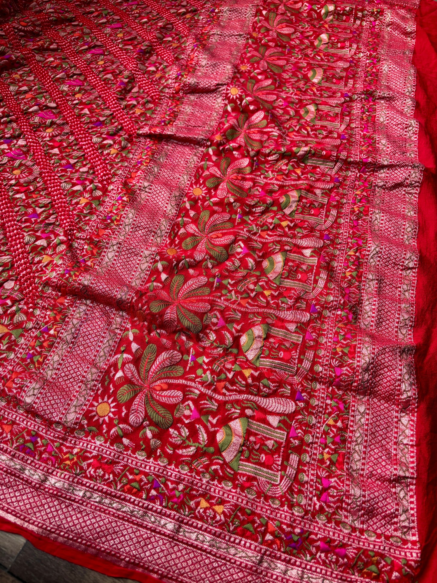 Warli Leheriya Meenakari (Red) Bandhej Saree