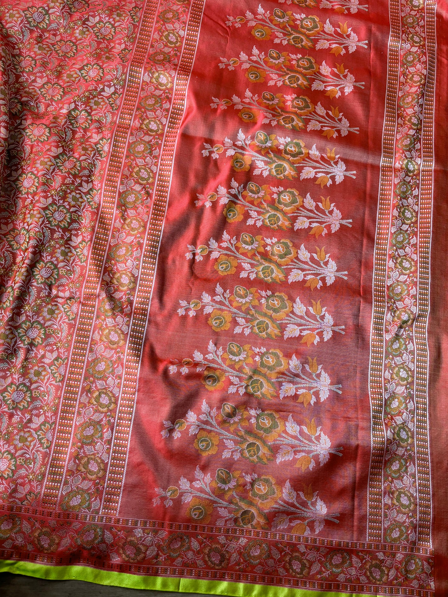 Red Floral Tanchoi Saree