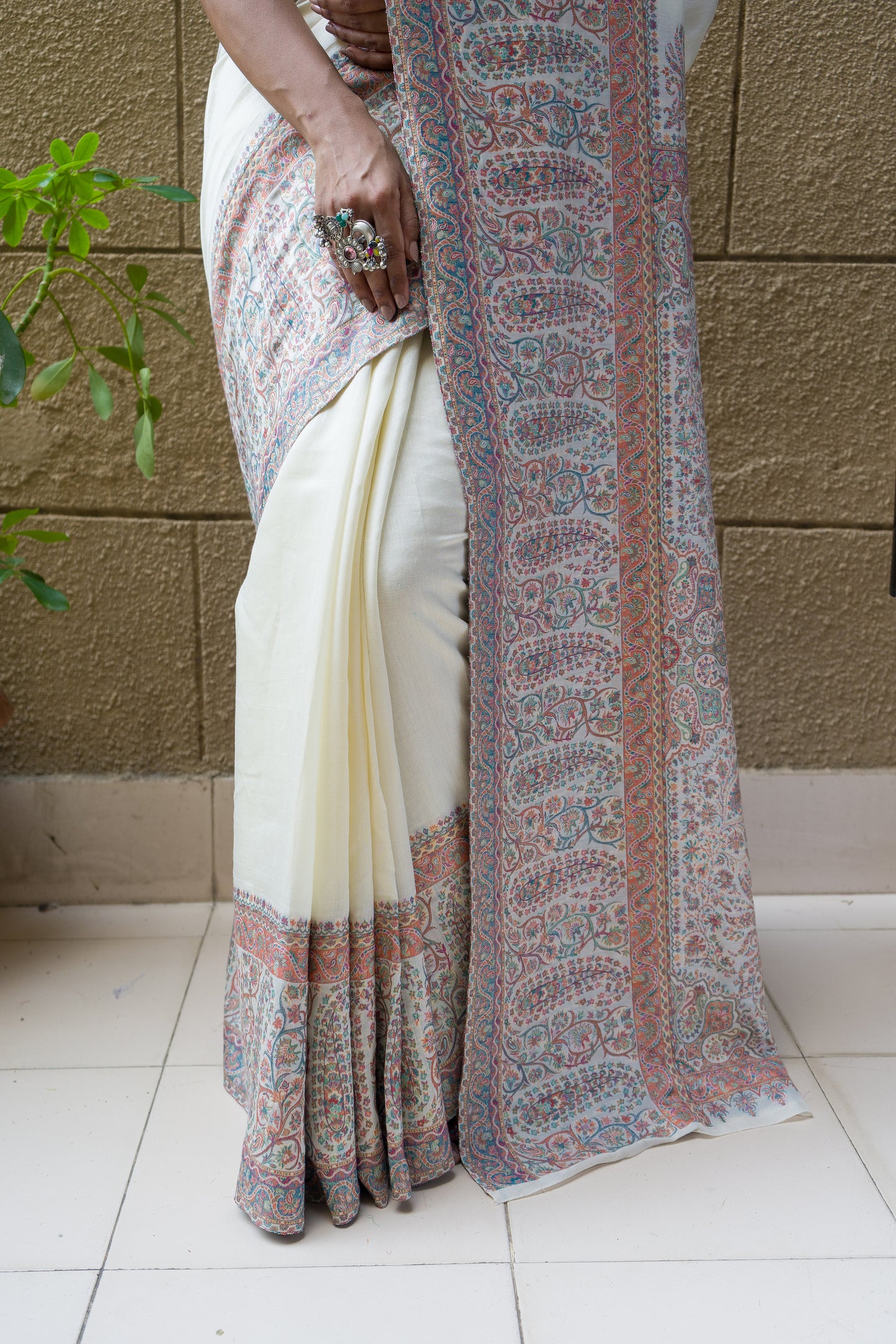 Moonga Pashmina Konia Off-White Saree